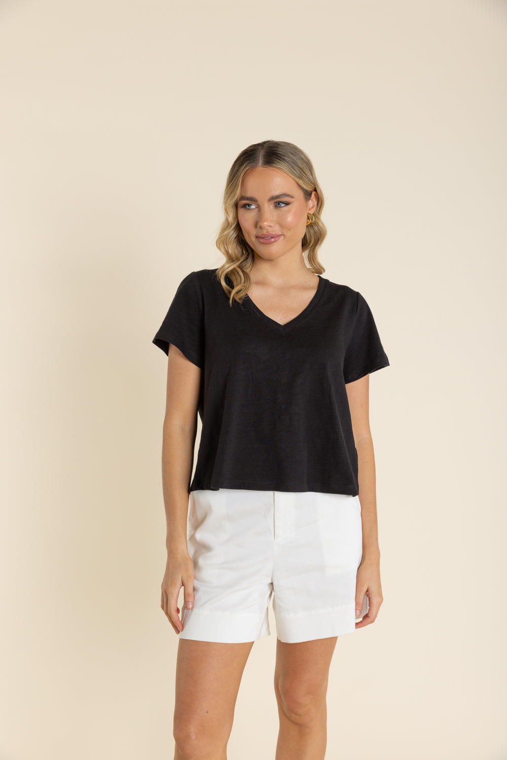 2944 V Neck Crop T Shirt