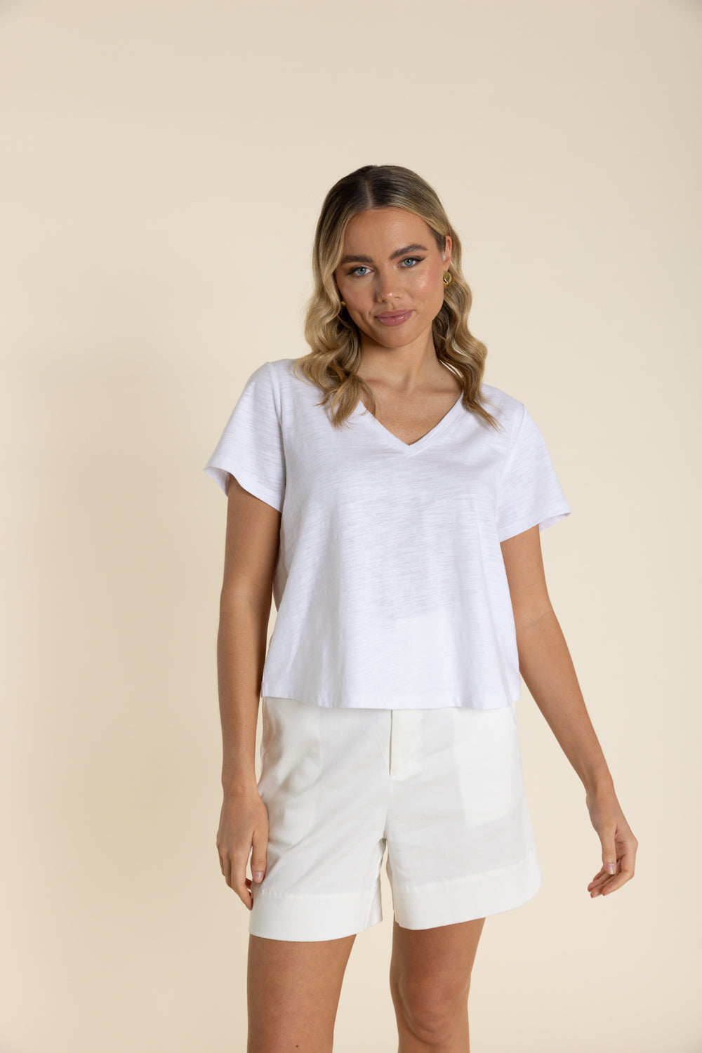 2944 V Neck Crop T Shirt