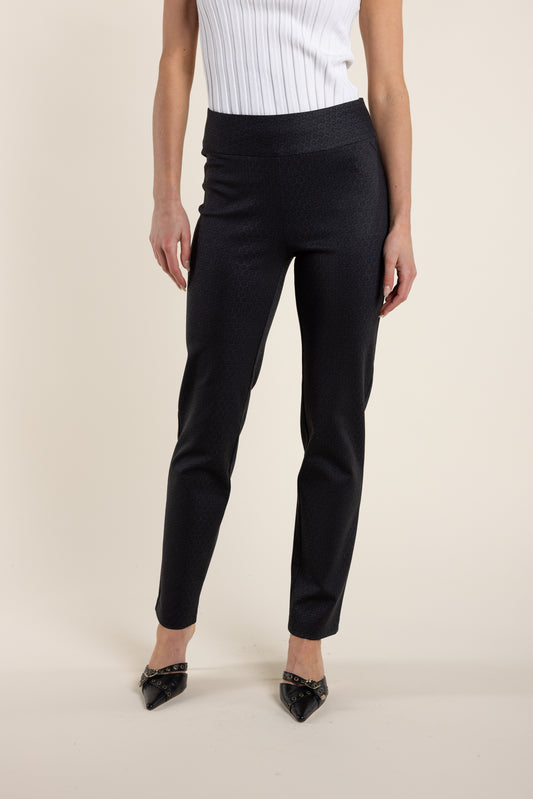 2756 Pull On Slim Fit Pant