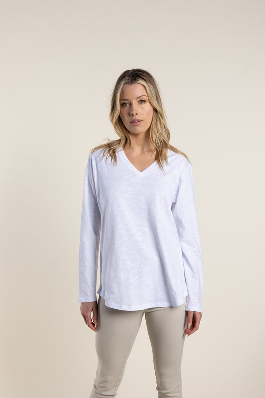 2789 Long-Sleeve V-neck Tee